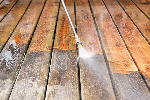 Best Affordable Pressure Washing  in Lynnwood, WA