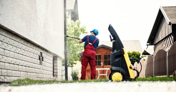 Why Choose Our Certified Pressure Washing Experts for Your Project Needs in Lynnwood, WA?